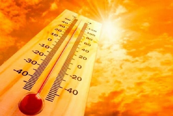 ermómetro a indicar temperaturas elevadas durante a vaga de calor prevista no Sul de Moçambique.